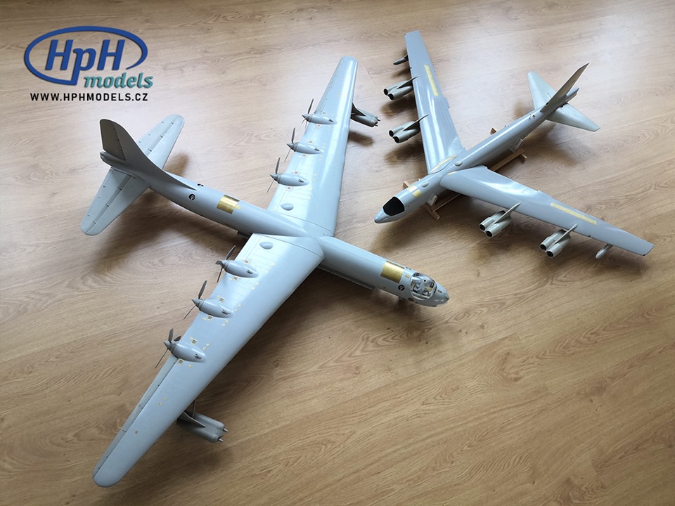 HpH Models Releases New Images of Massive 1/48 B52 Kit